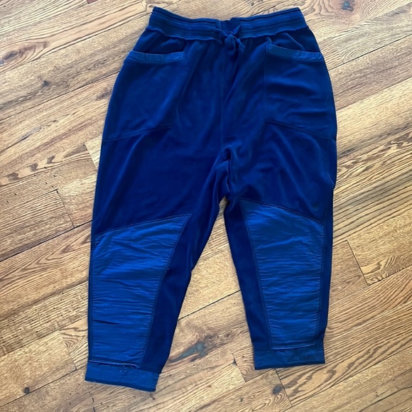 FP Movement Let It Go velour set - Picture 6 of 7